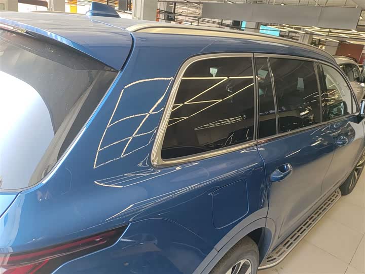 Фото 7 - LiXiang One