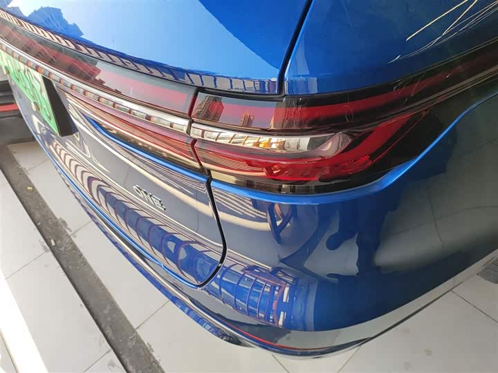 Фото 8 - LiXiang One