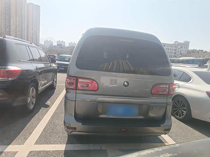 Фото 6 - Dongfeng Forthing Lingzhi M5