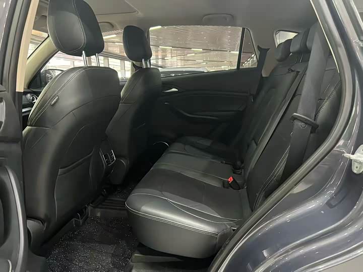 Фото 6 - BYD Song