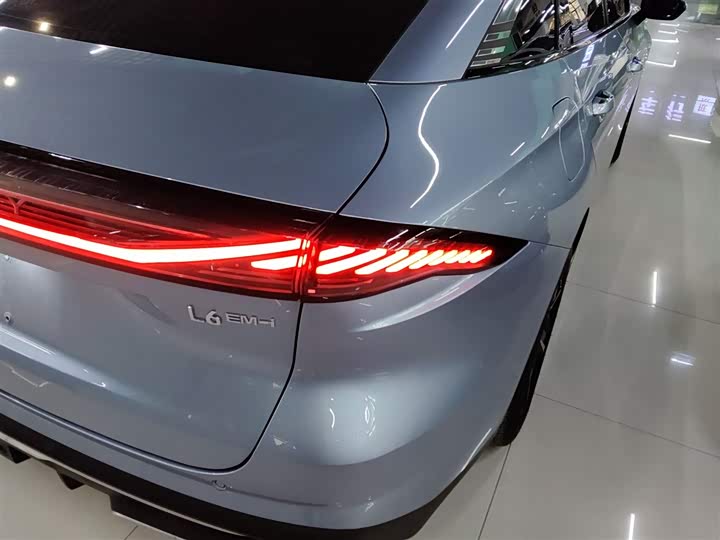 Фото 8 - Geely Galaxy L6