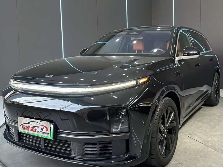 Фото 1 - LiXiang L7