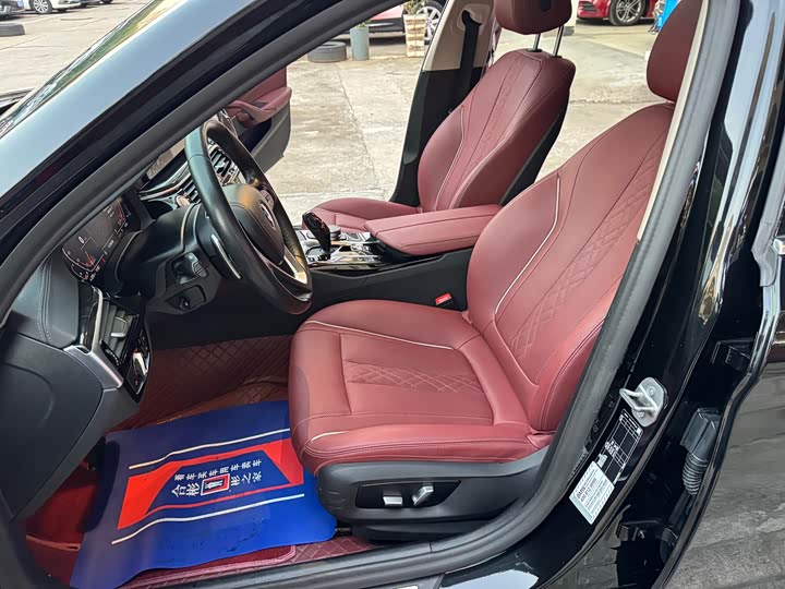 Фото 8 - BMW 5 Series