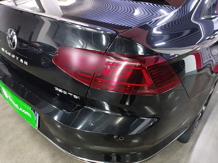 Фото 8 - Volkswagen Magotan