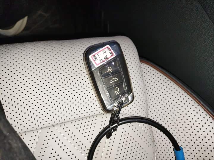 Фото 9 - Volkswagen Magotan