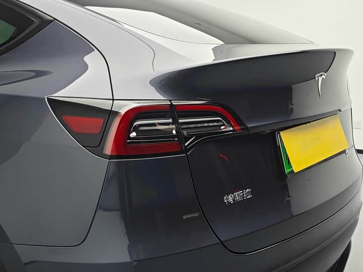 Фото 7 - Tesla Model Y