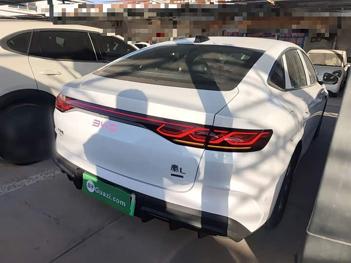 Фото 7 - BYD Qin L