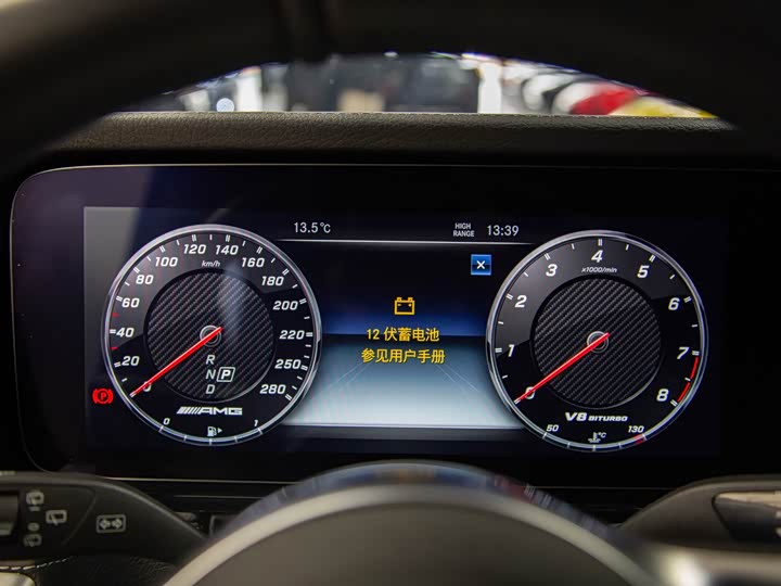 Фото 9 - Mercedes-Benz G-Class AMG