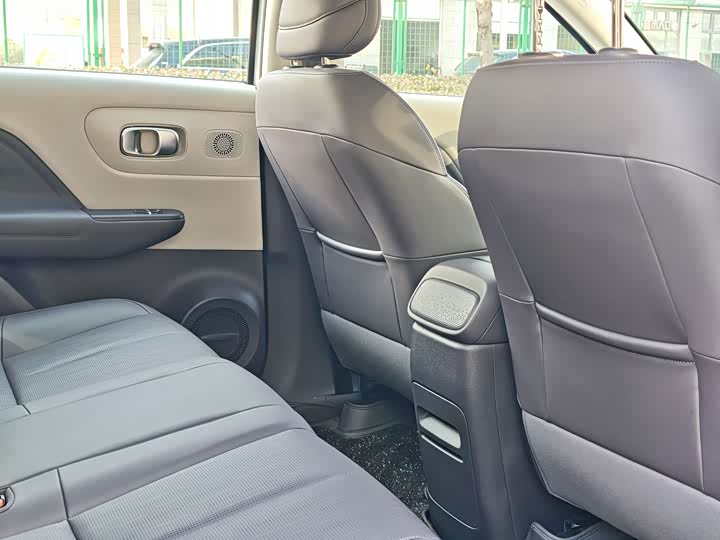 Фото 9 - Leapmotor B10