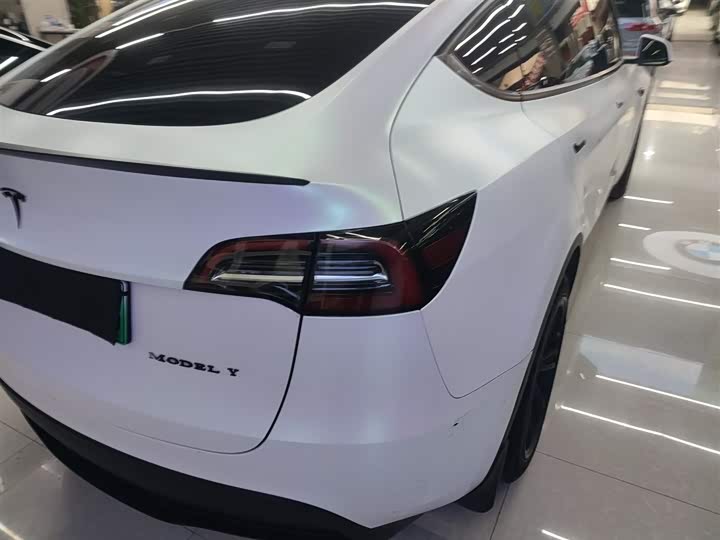 Фото 8 - Tesla Model Y