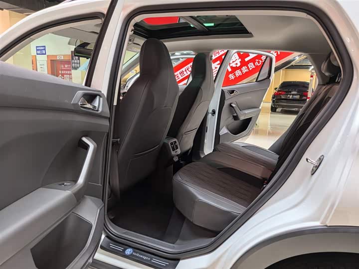 Фото 7 - Volkswagen T-Cross