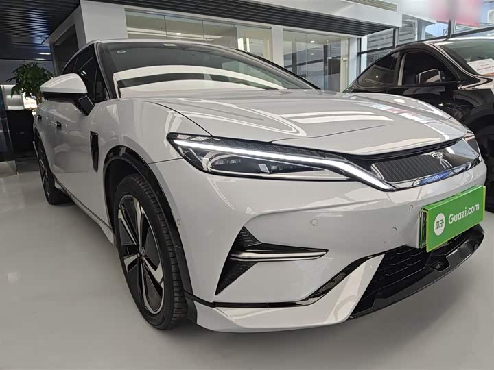 Фото 4 - BYD Song L