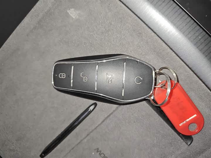 Фото 9 - BYD Song L