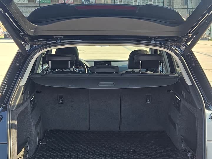 Фото 7 - Audi Q5L