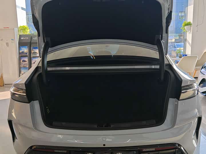 Фото 6 - BYD Seal