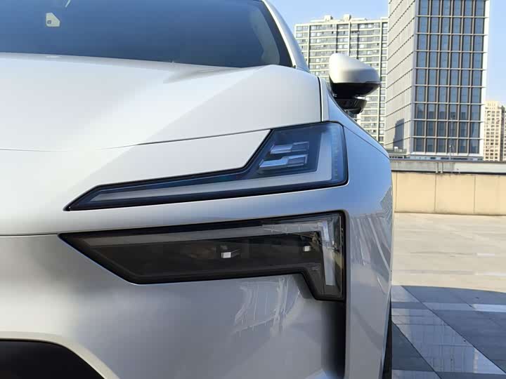 Фото 9 - Polestar 4