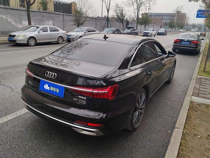 Фото 3 - Audi A6L