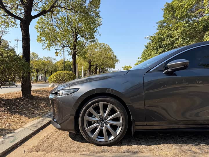 Фото 7 - Mazda 3 (Axela)