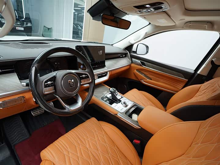 Фото 3 - Tank 500 Hybrid