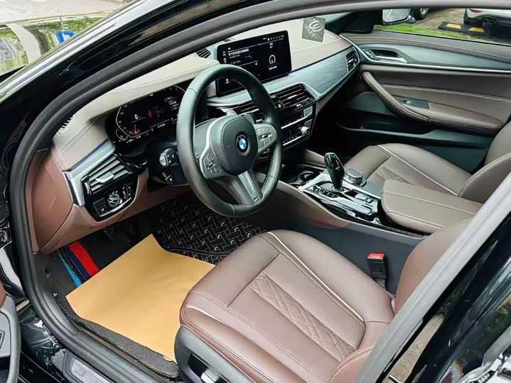 Фото 7 - BMW 5 Series