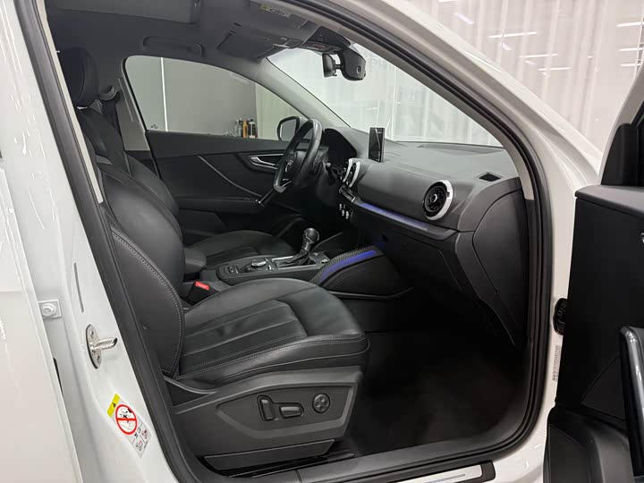 Фото 8 - Audi Q2L