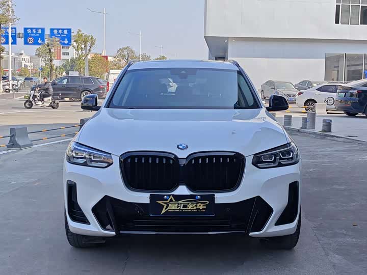 Фото 2 - BMW X3