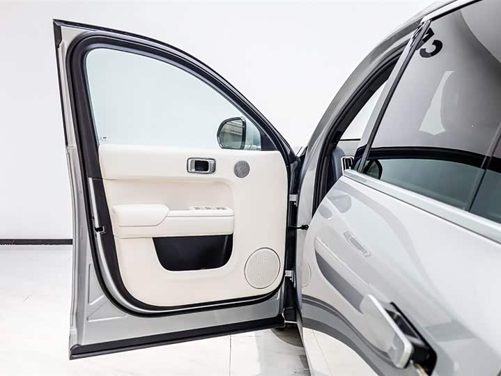 Фото 8 - LiXiang L7