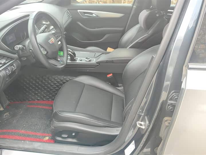 Фото 9 - Cadillac CT5