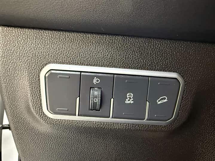 Фото 8 - Haval M6