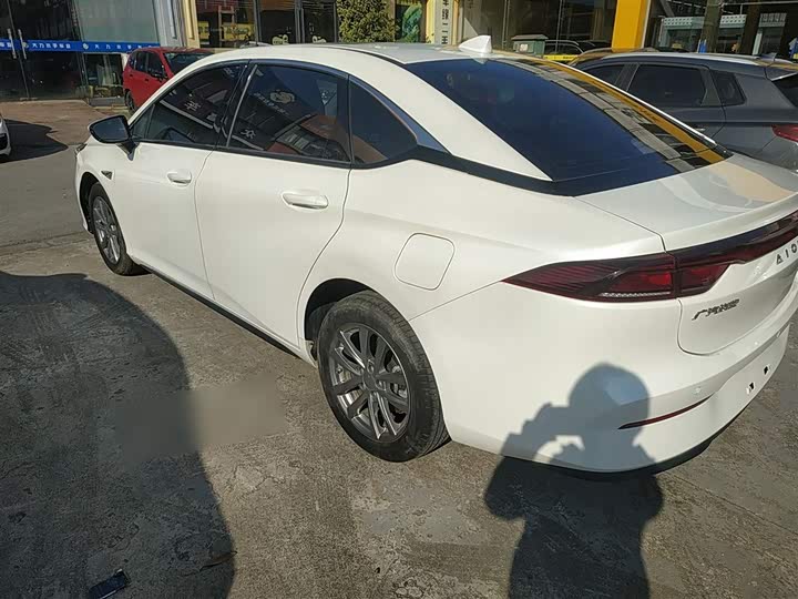 Фото 5 - GAC Aion S