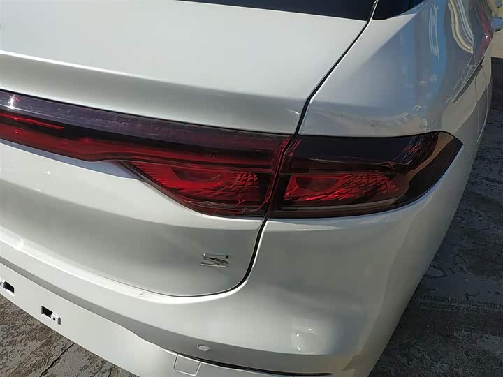 Фото 8 - GAC Aion S