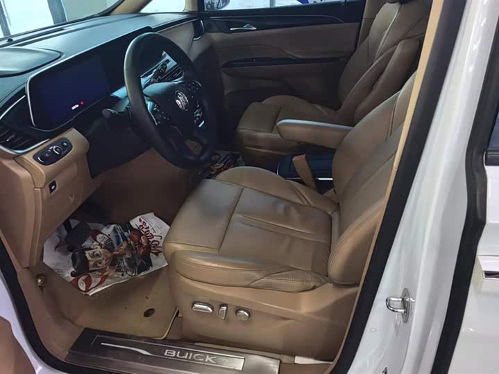 Фото 9 - Buick GL8 ES