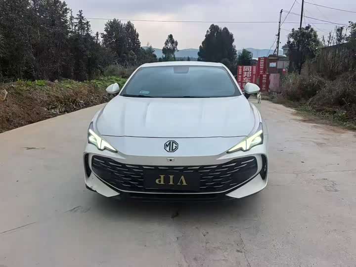 Фото 2 - MG Motor 7