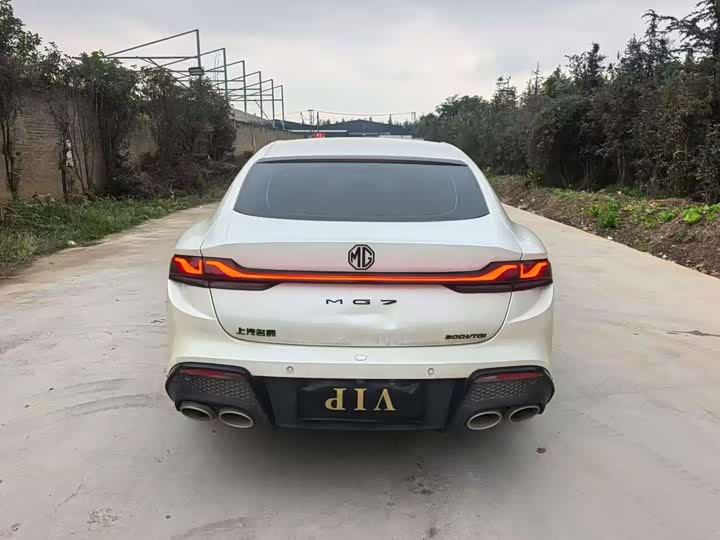 Фото 8 - MG Motor 7