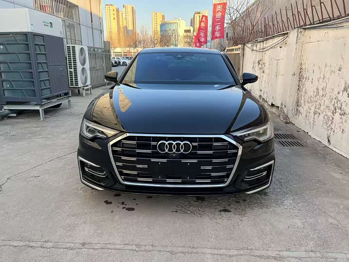 Фото 2 - Audi A6L