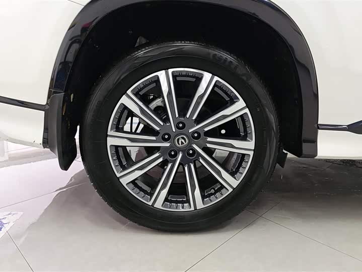 Фото 6 - Changan CS75 Plus