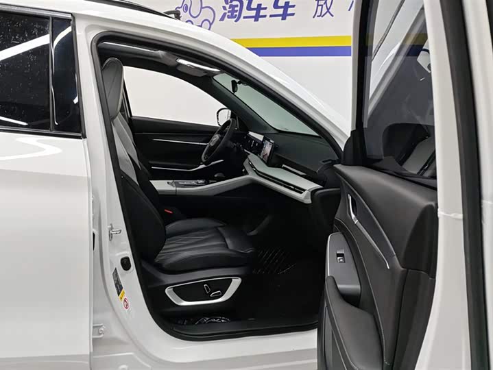 Фото 8 - Changan CS75 Plus