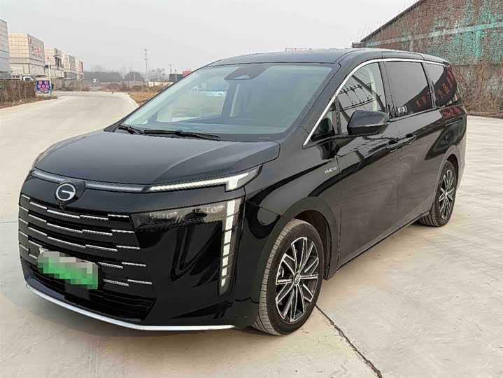 Фото 1 - GAC Trumpchi E8