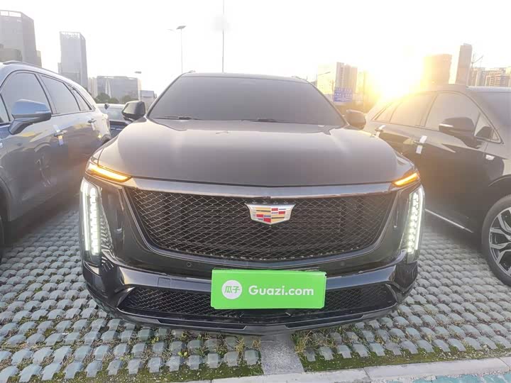Фото 3 - Cadillac XT5