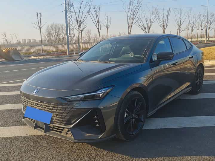 Фото 1 - Changan UNI-V