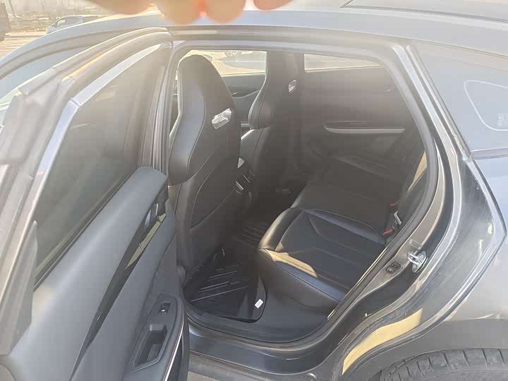 Фото 4 - Changan UNI-V