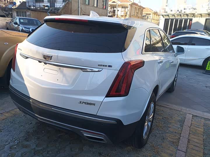 Фото 7 - Cadillac XT5