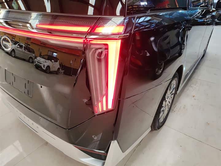 Фото 8 - GAC Trumpchi M8