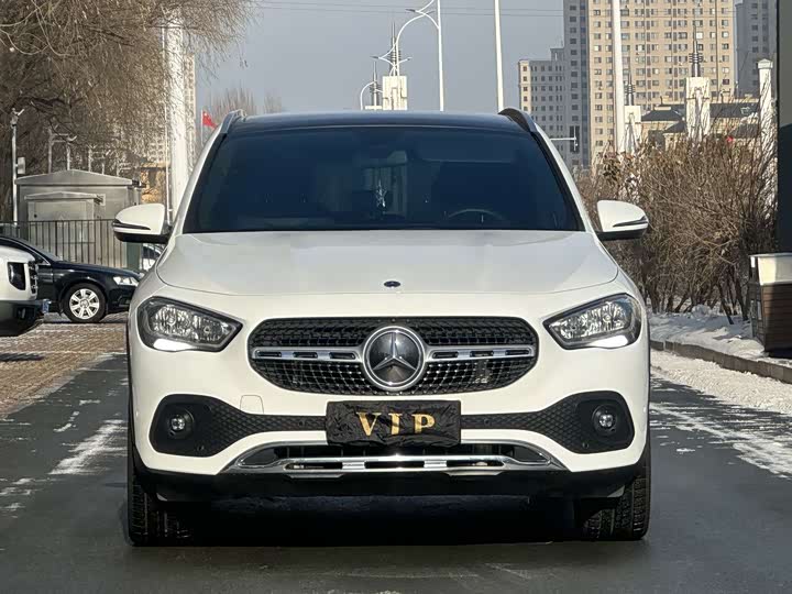 Фото 2 - Mercedes-Benz GLA-Class