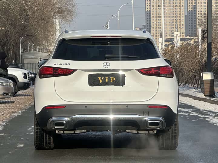 Фото 7 - Mercedes-Benz GLA-Class