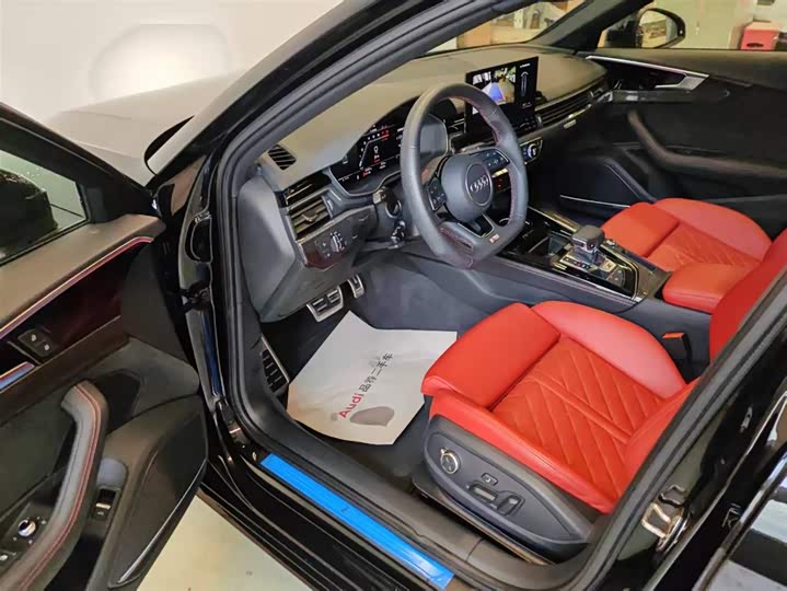 Фото 7 - Audi S4