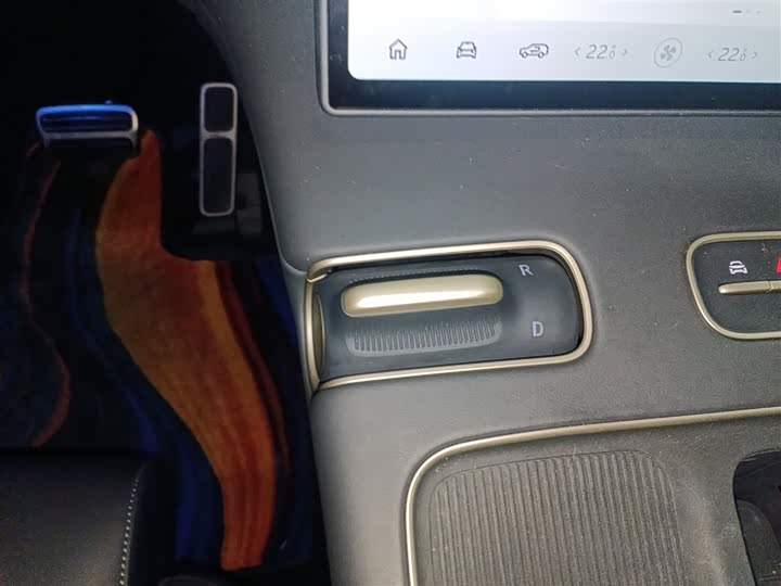 Фото 6 - Nio ES8