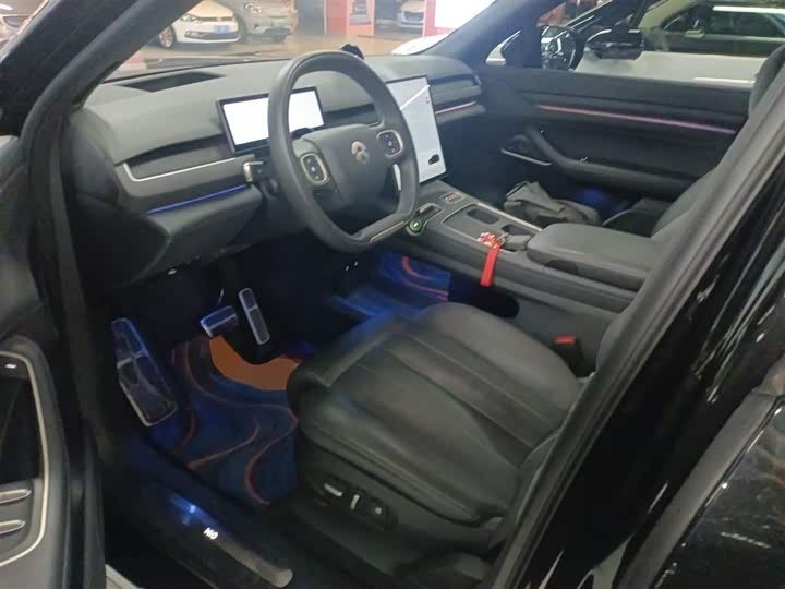 Фото 7 - Nio ES8