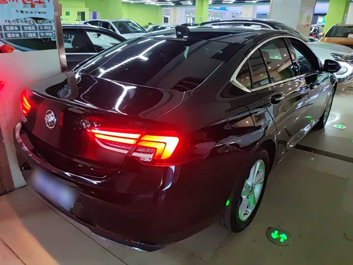 Фото 7 - Buick Regal