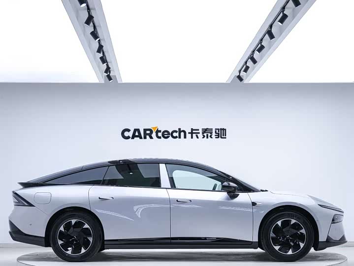 Фото 6 - XPeng F57